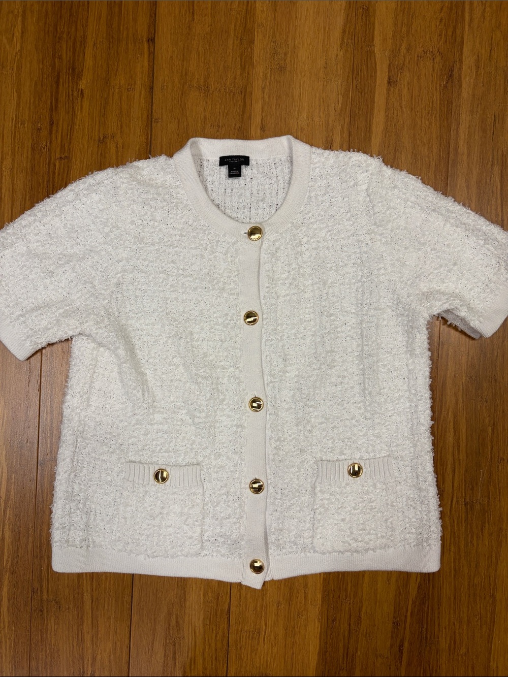 Ann Taylor Off White Short Sleeve Fuzzy Cardigan size Medium